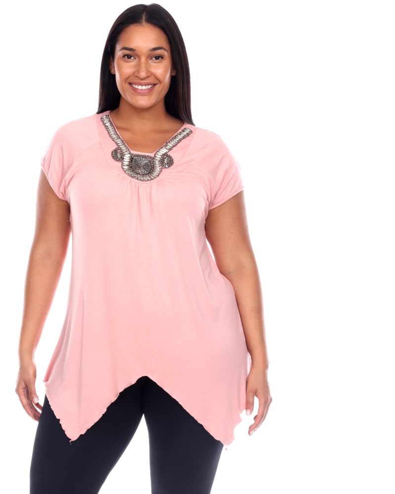 Front of a model wearing a size 1X Fenella Tunic Top in Rose by White Mark. | dia_product_style_image_id:257257